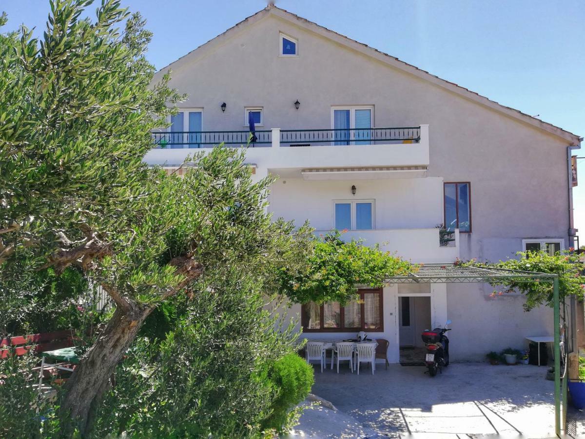 Apartments Jadranka Tučepi Екстериор снимка